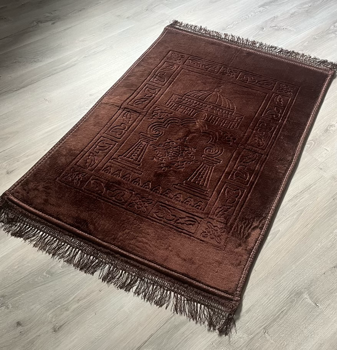 Tapis épais marron personnalisable
