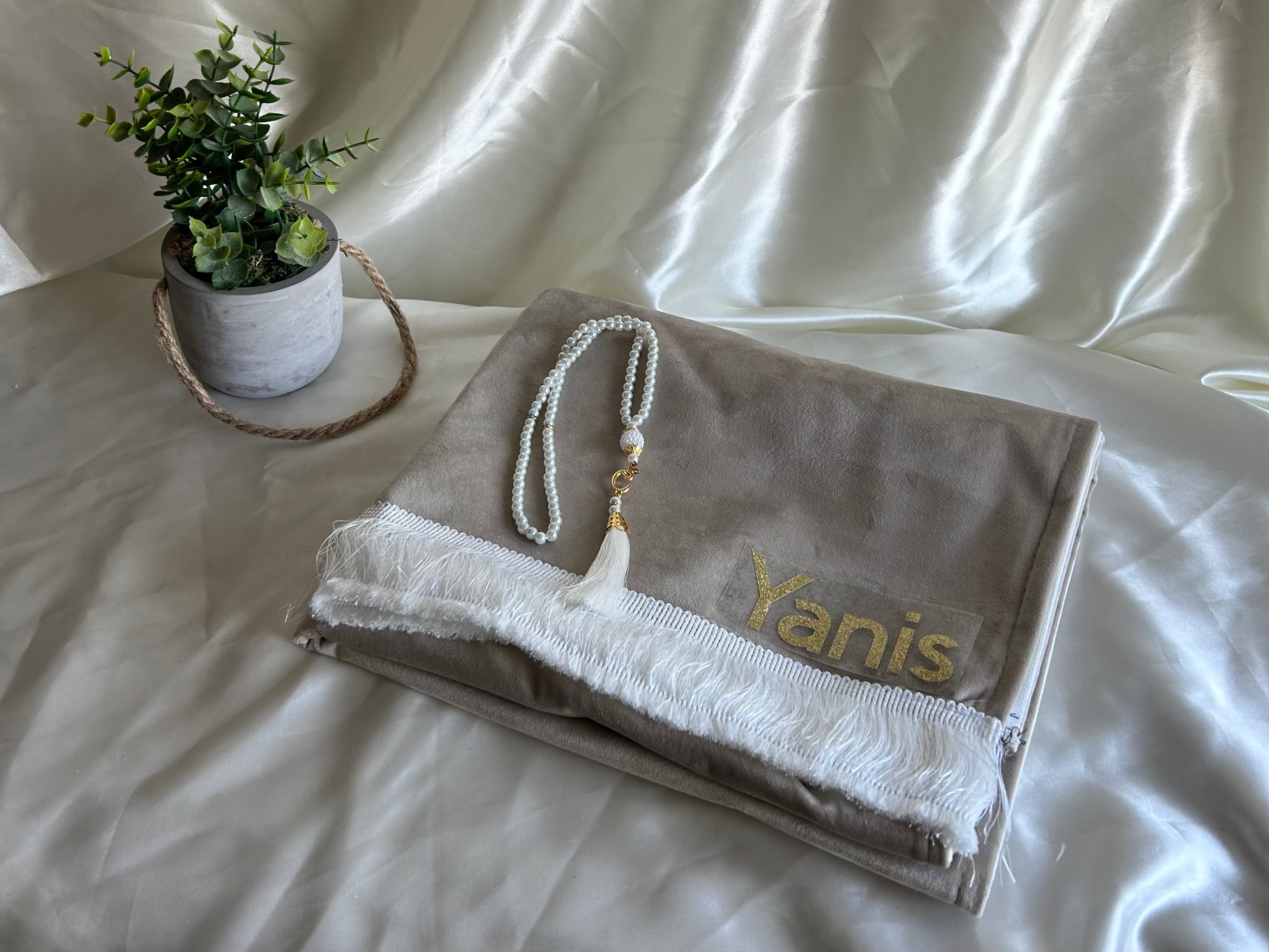Tapis de prière fin crème