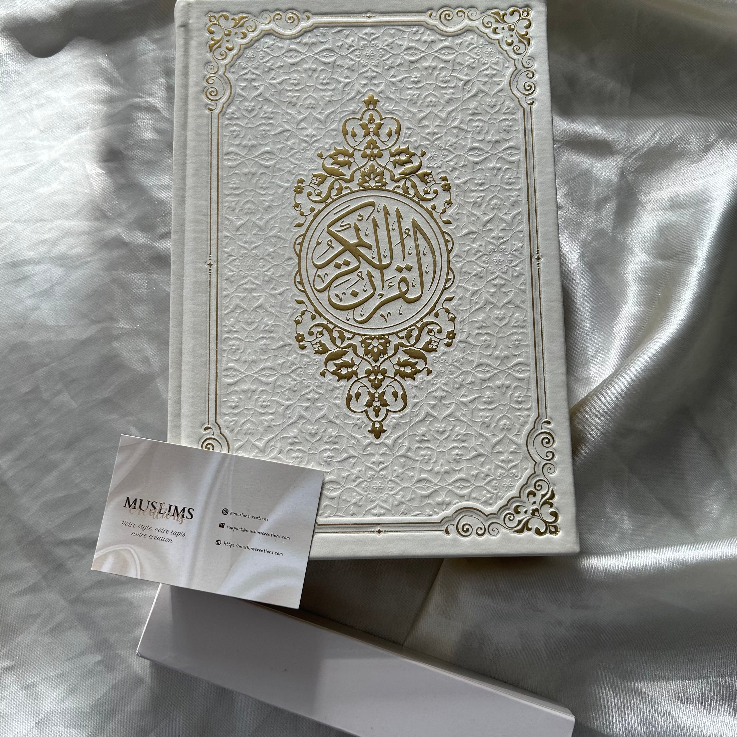 Le Coran à tracer avec stylo gommable blanc