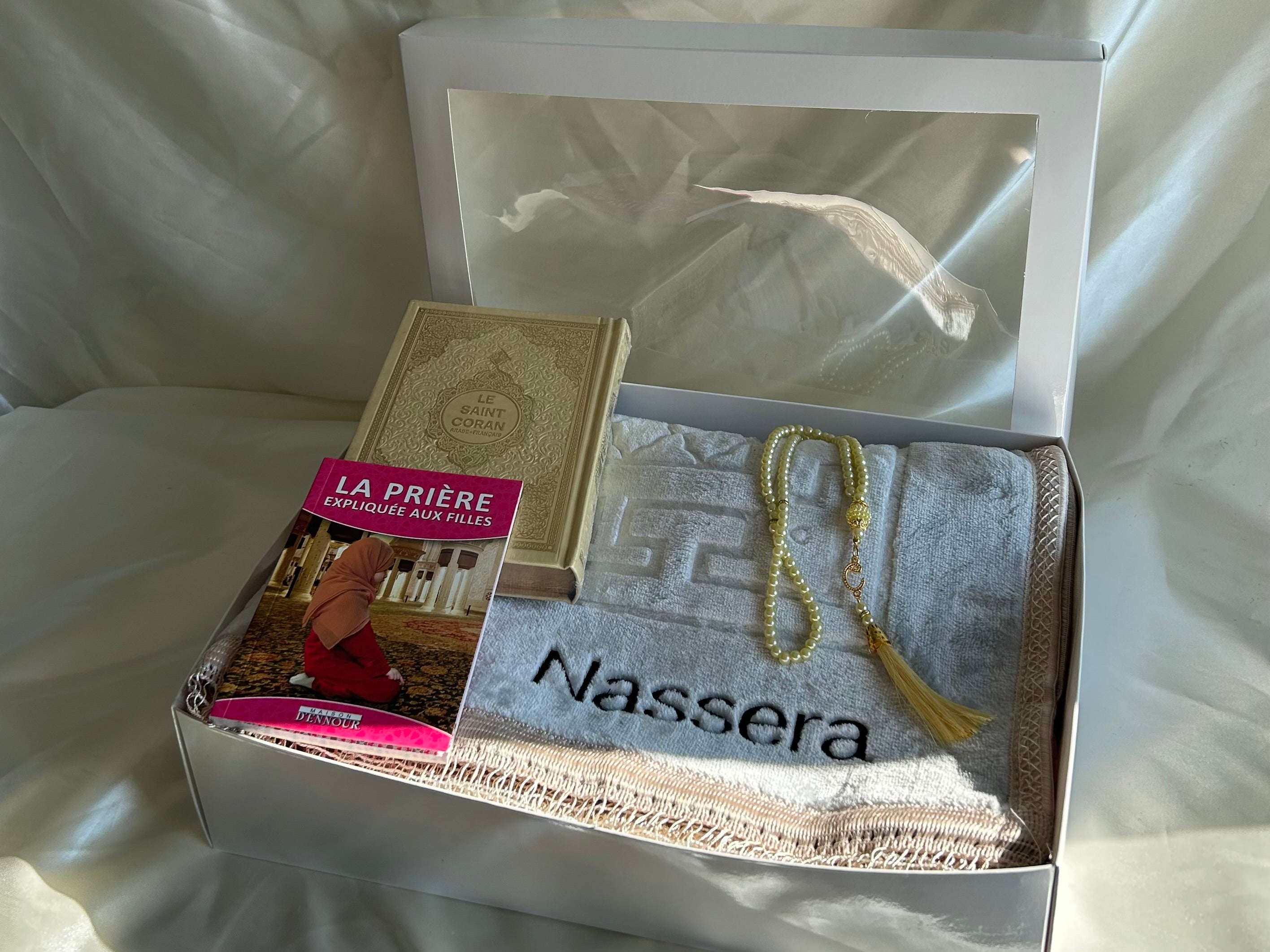 Coffret découverte blanc dorée