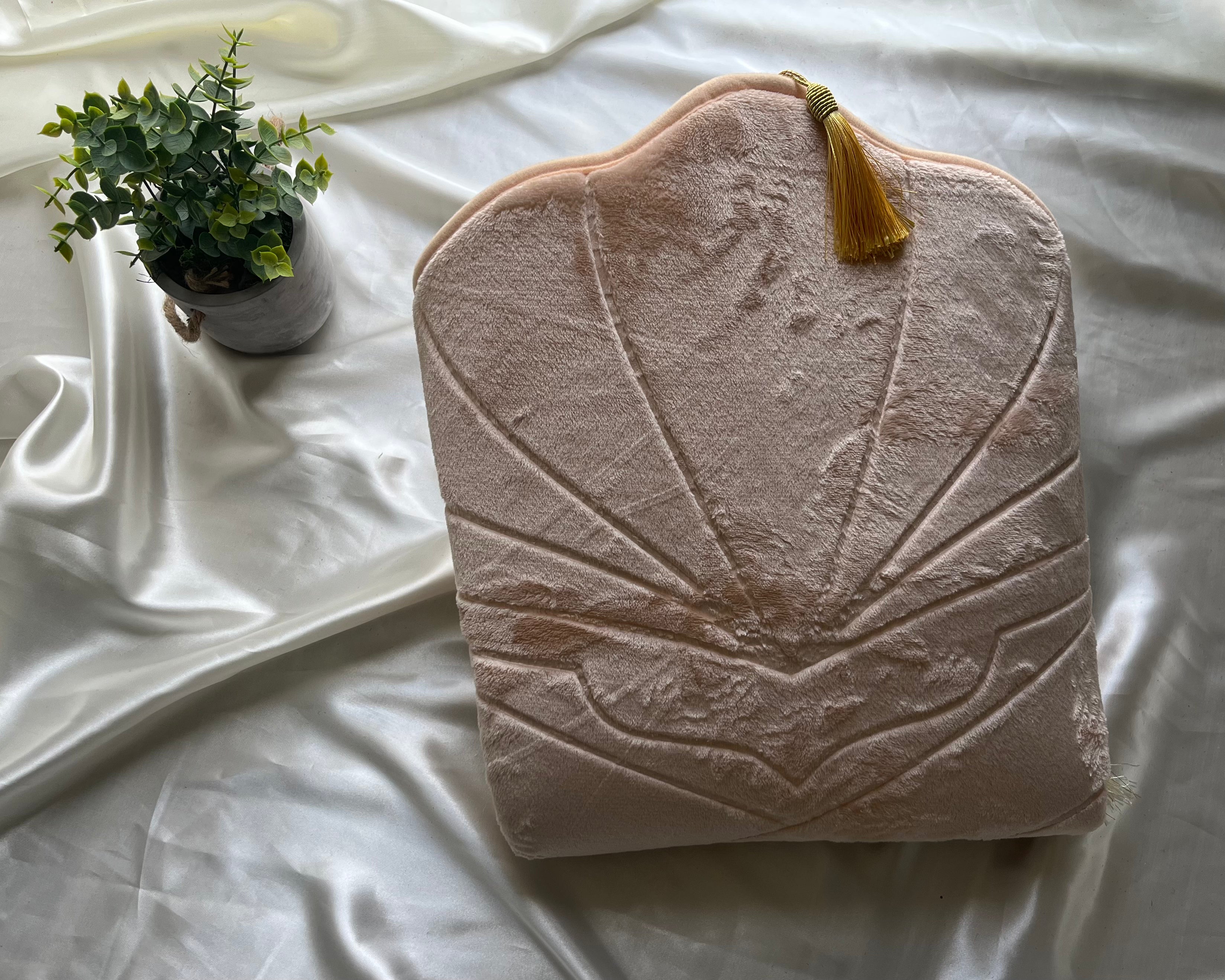 Tapis de prière crème coquillage personnalisable