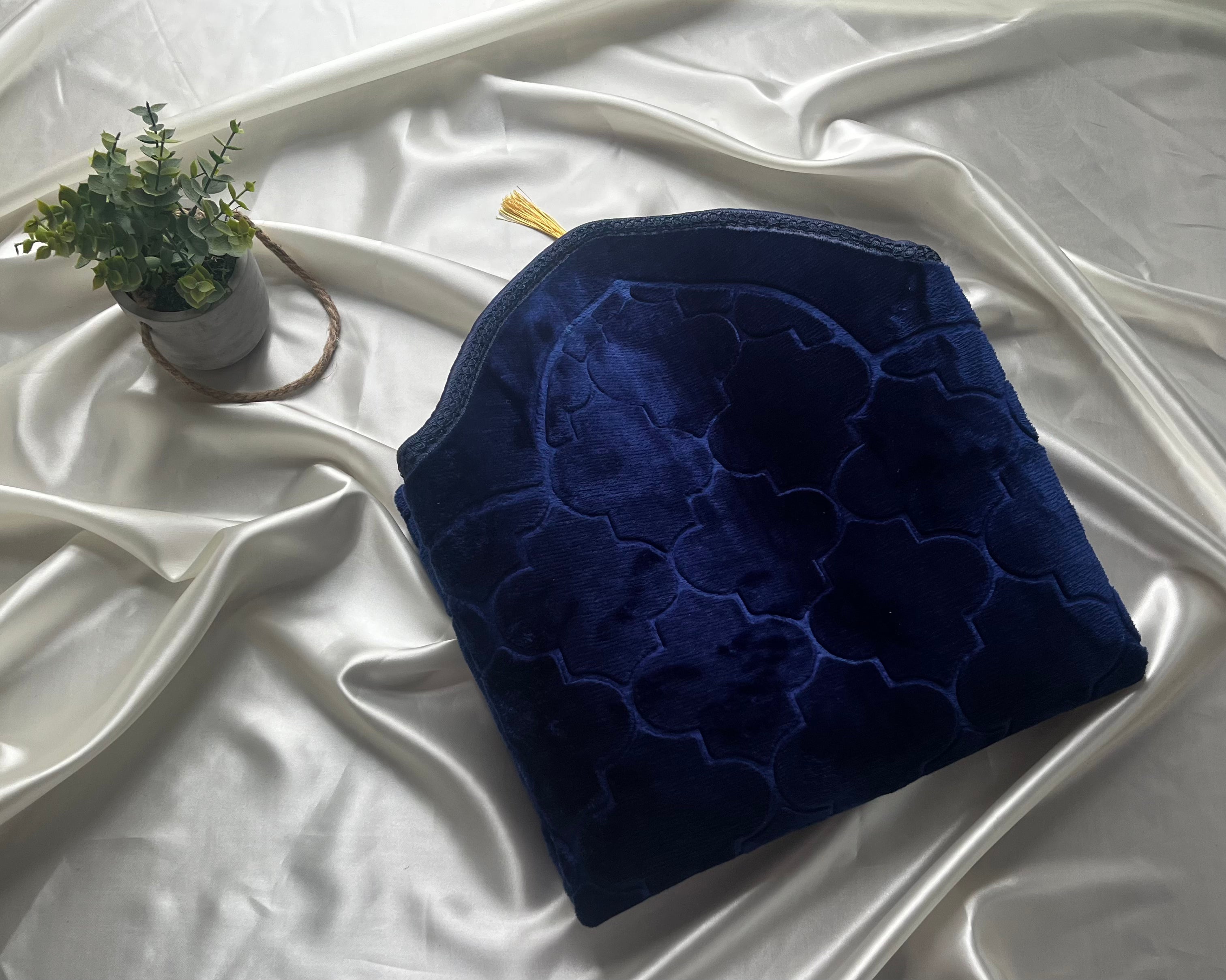 Tapis de prière dôme de luxe bleu nuit personnalisable